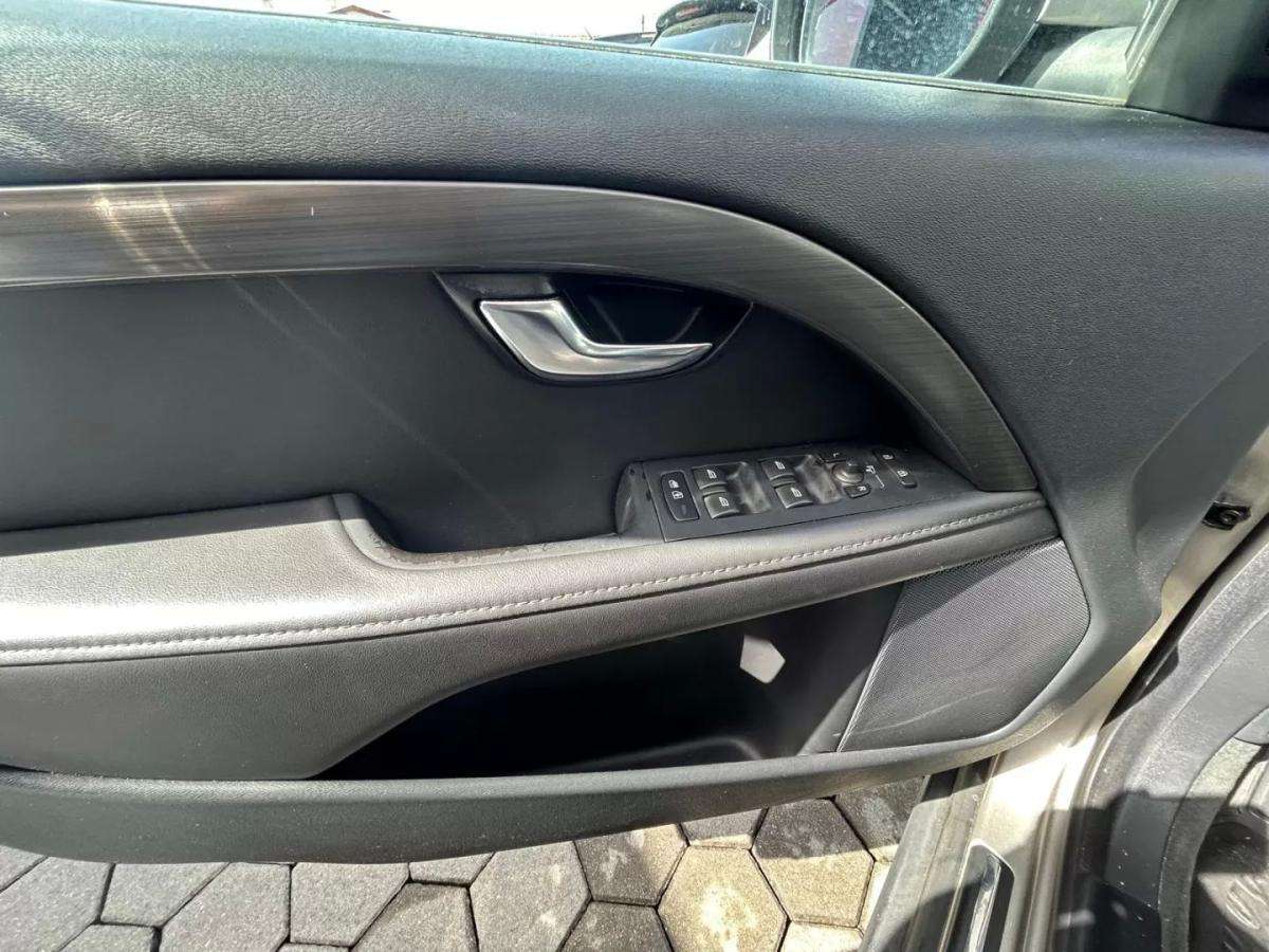 volvo-xc70-2015-diesel-1969cc