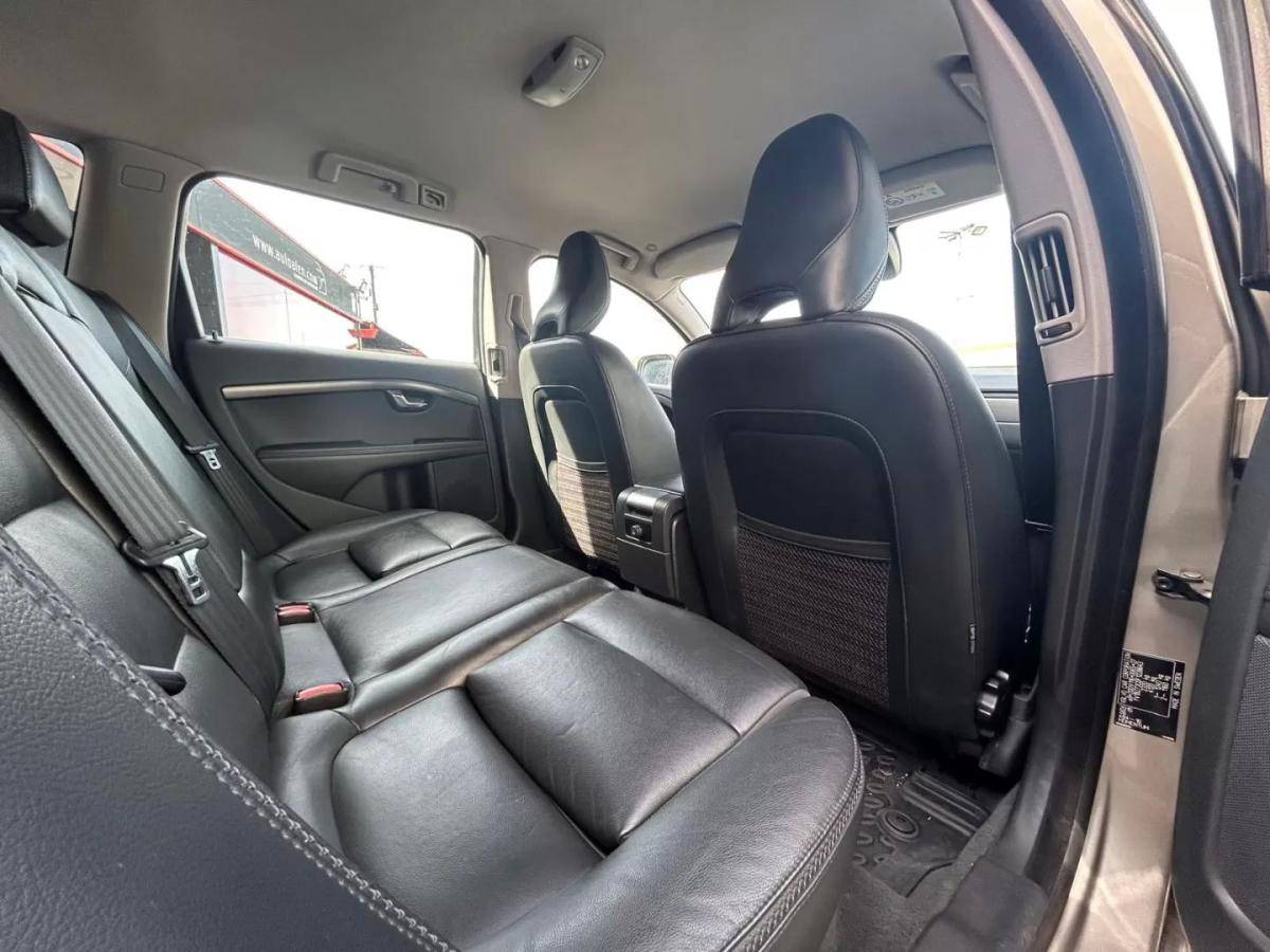 volvo-xc70-2015-diesel-1969cc