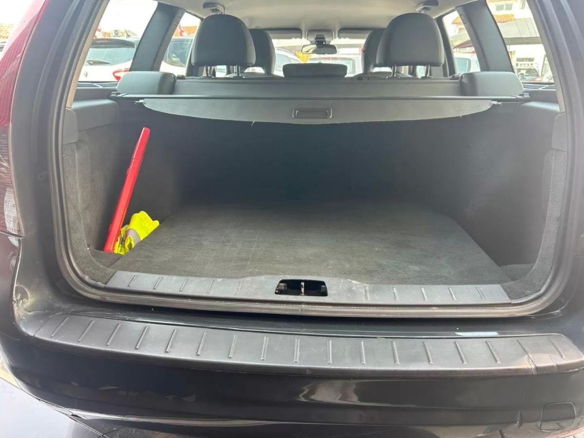 volvo-v50-2010-diesel-1560cc