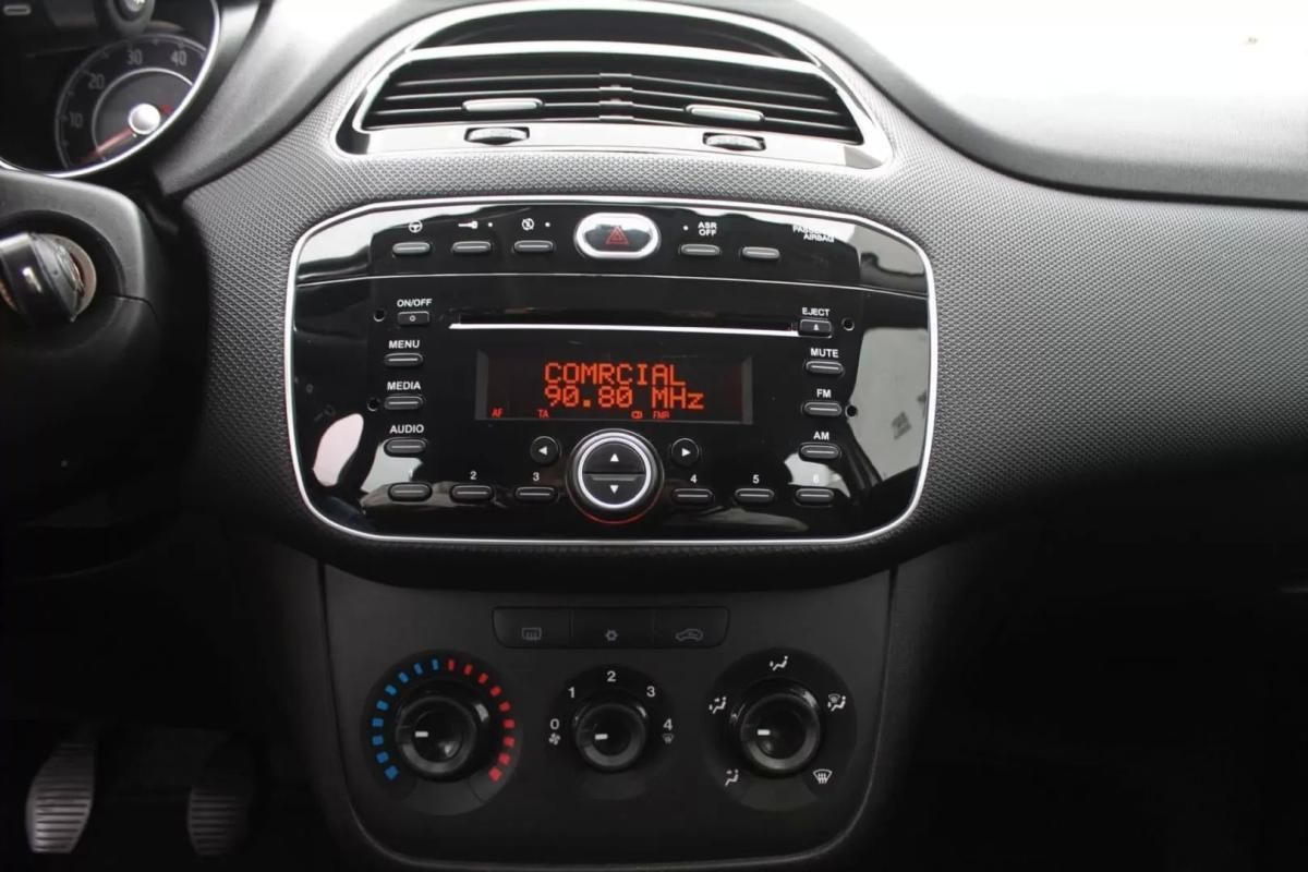 fiat-punto-2018-diesel-1248cc