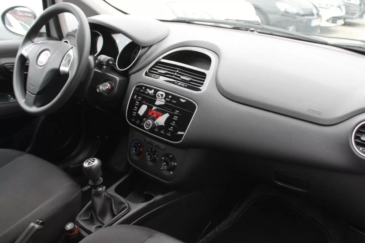 fiat-punto-2018-diesel-1248cc