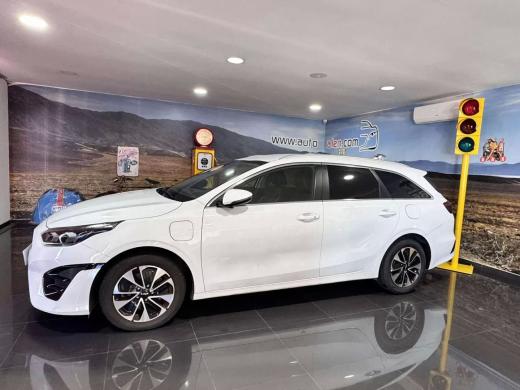 kia-ceed-sw-2023-hibrido-1580cc
