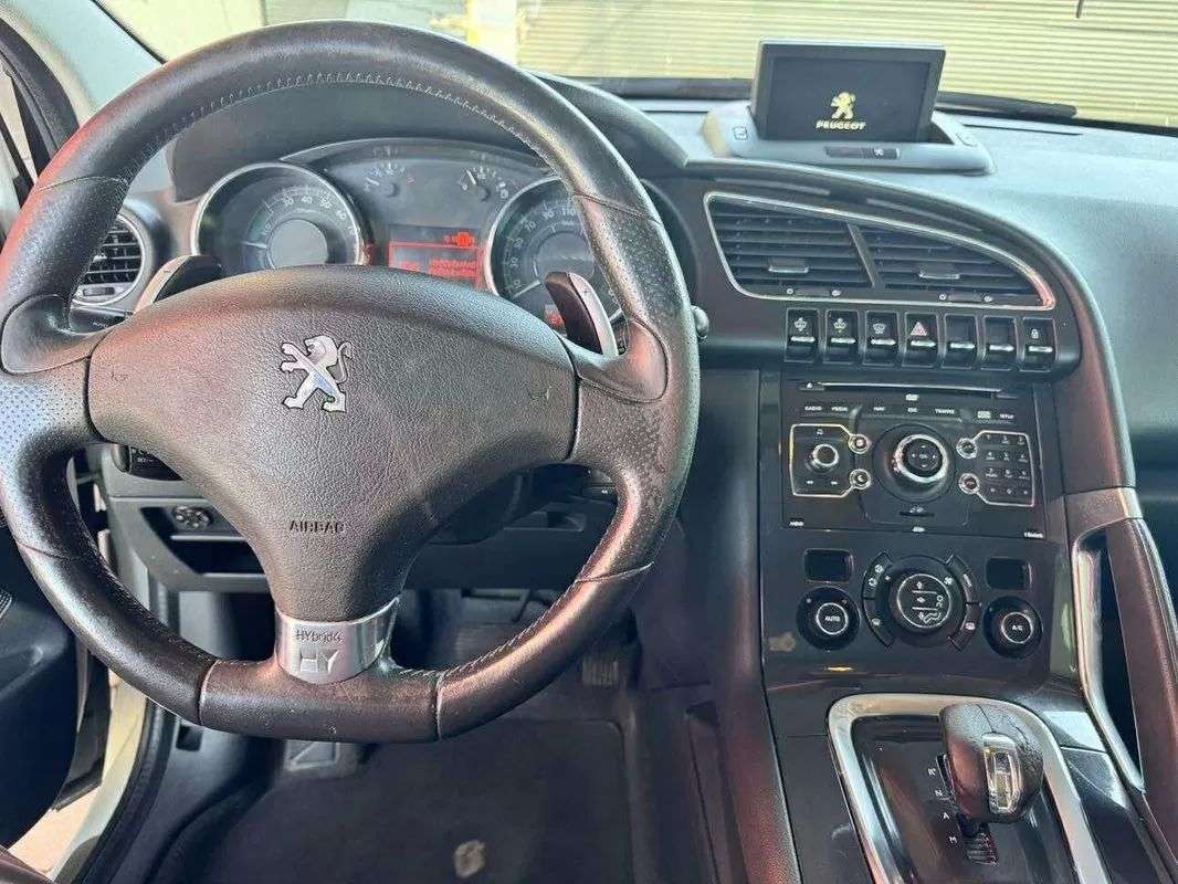 peugeot-3008-2012-hibrido-a-diesel-1997cc
