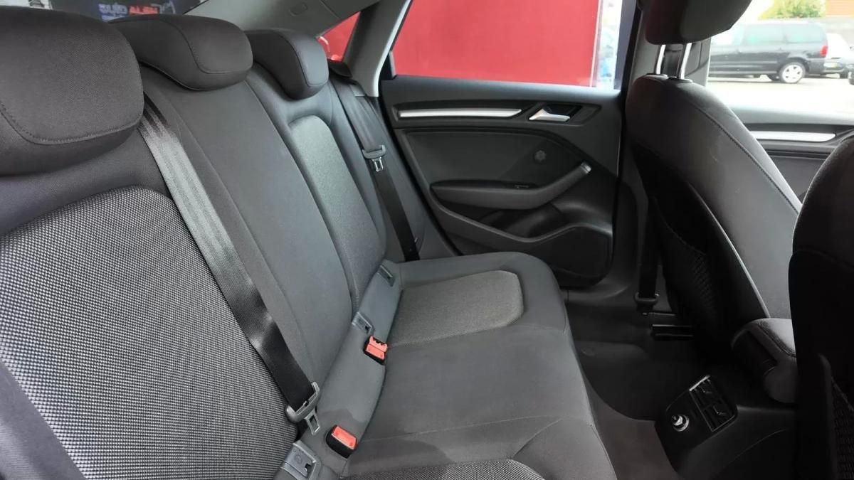 audi-a3-limousine-2017-diesel-1598cc