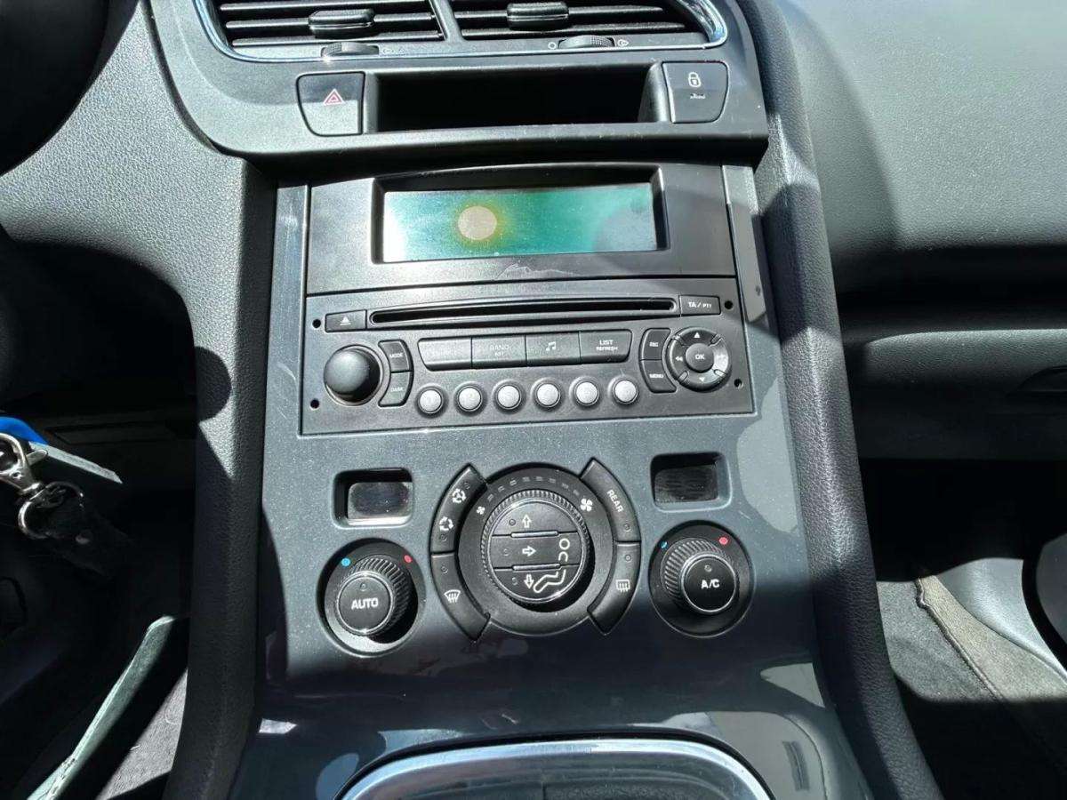 peugeot-5008-2010-diesel-1560cc