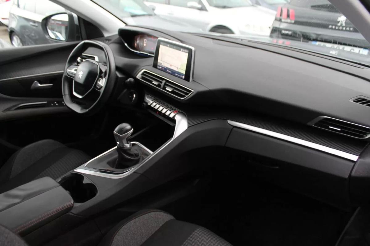 peugeot-3008-2018-diesel-1560cc
