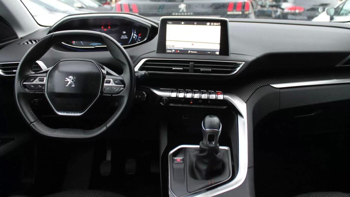 peugeot-3008-2018-diesel-1560cc