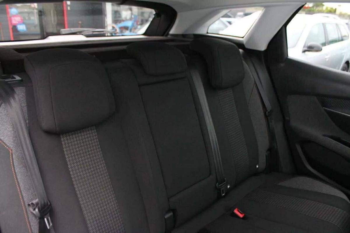 peugeot-3008-2018-diesel-1560cc