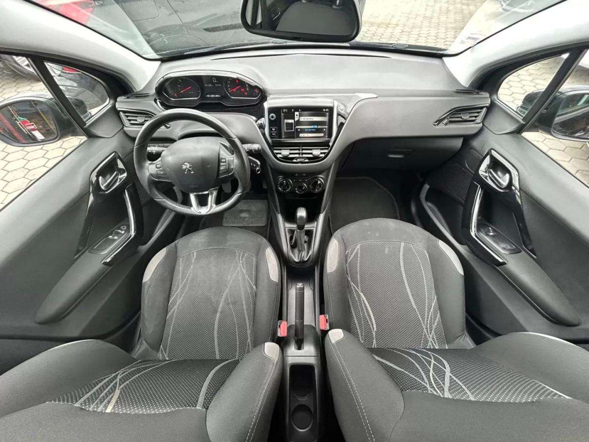 peugeot-208-2014-gasolina-1199cc