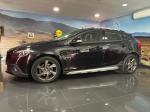 volvo-v40-cross-country-2014-diesel-1560cc