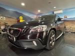 volvo-v40-cross-country-2014-diesel-1560cc