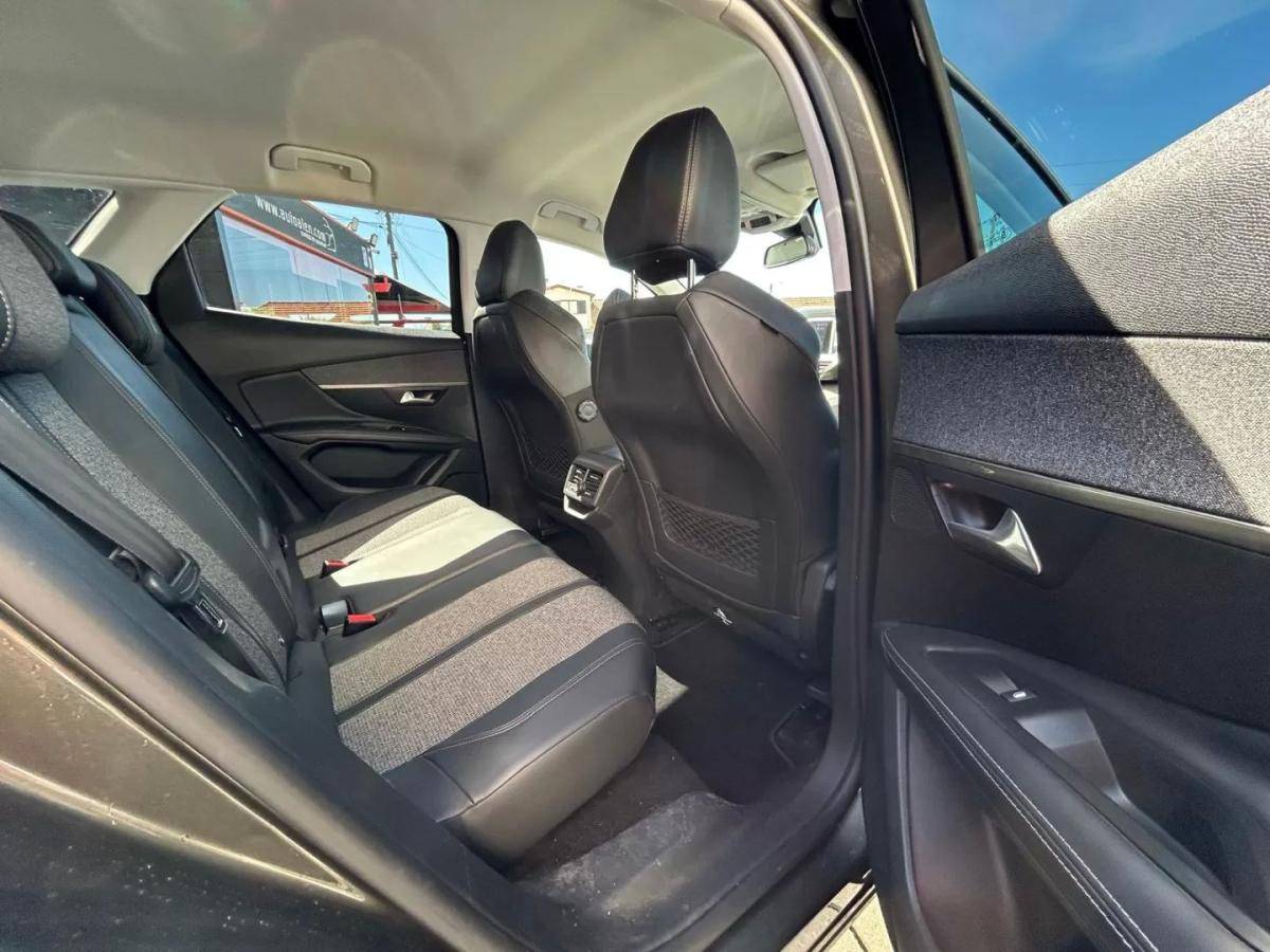 peugeot-3008-2018-diesel-1499cc