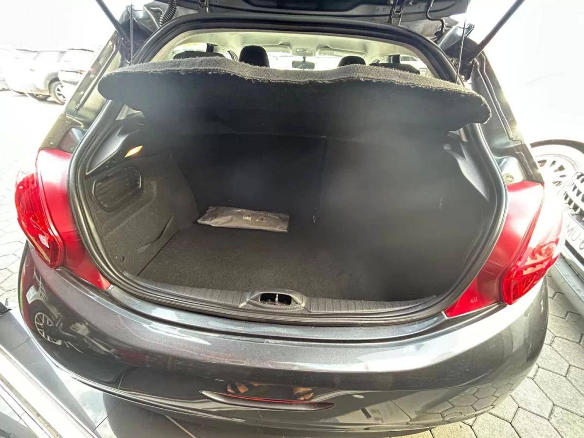 peugeot-208-2014-diesel-1398cc