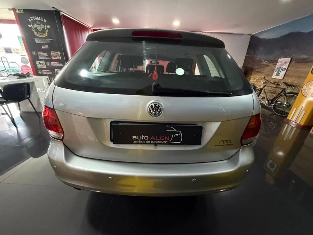 volkswagen-golf-variant-2011-diesel-1598cc