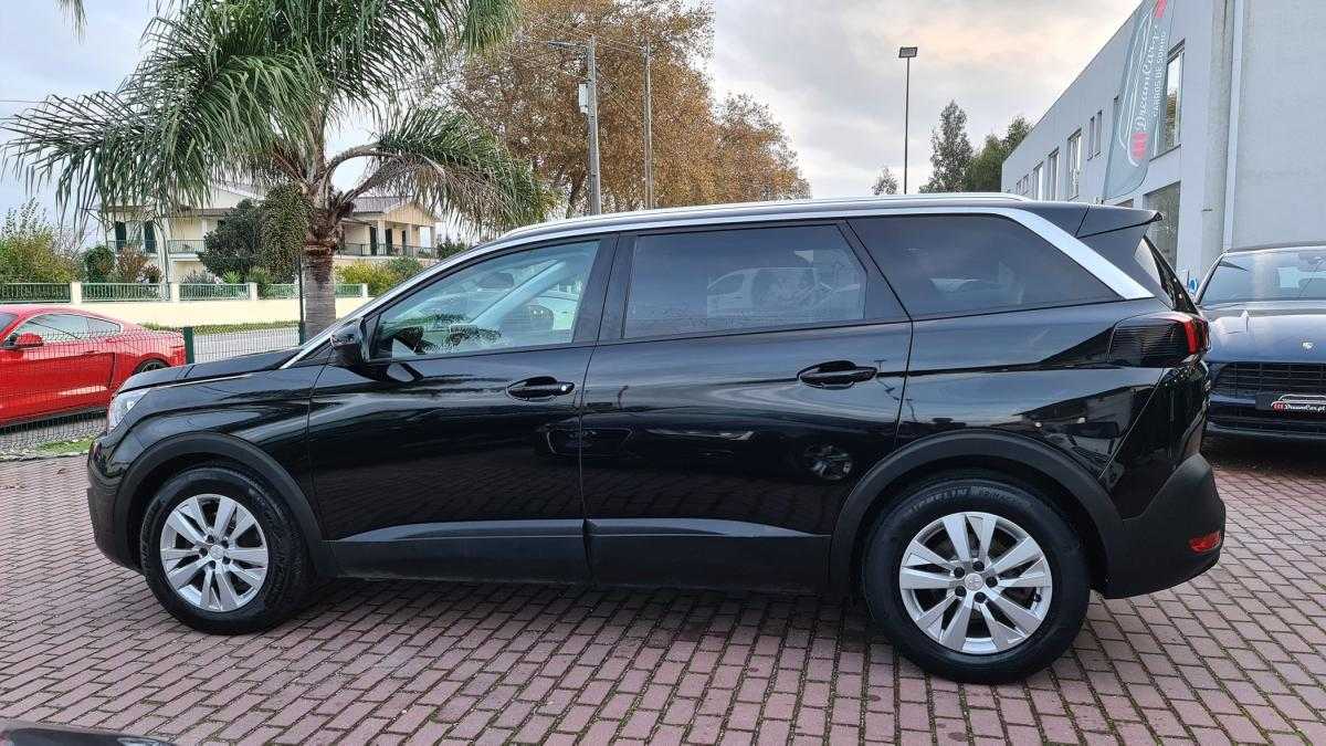 peugeot-5008-2020-diesel-1499cc