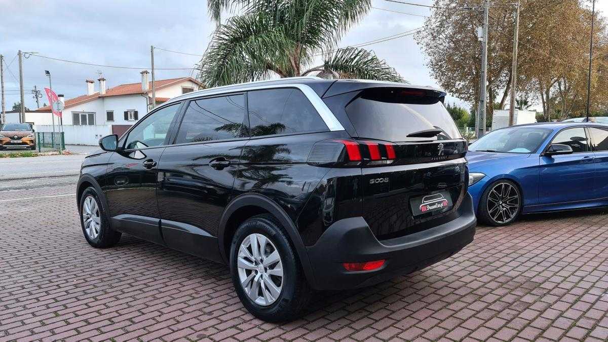 peugeot-5008-2020-diesel-1499cc