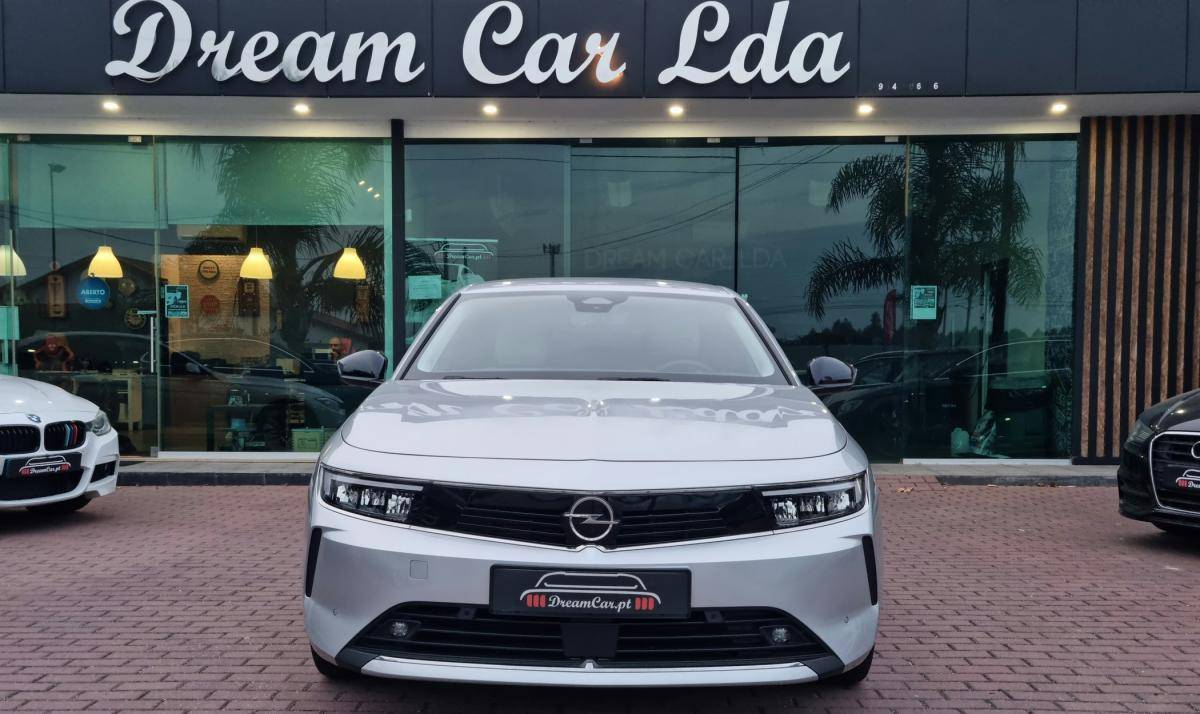 opel-astra-2022-hibrido-a-gasolina-1598cc