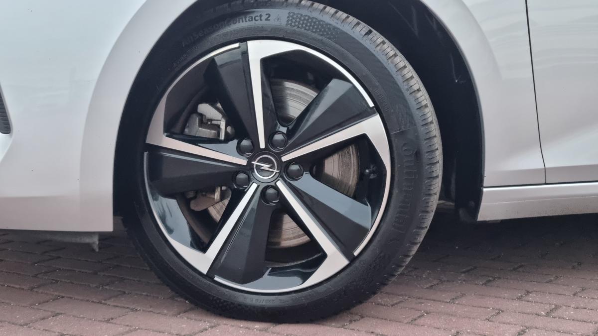 opel-astra-2022-hibrido-a-gasolina-1598cc