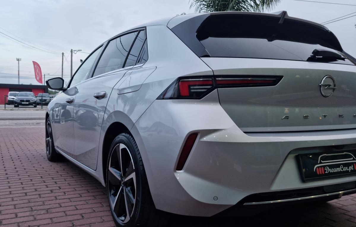opel-astra-2022-hibrido-a-gasolina-1598cc