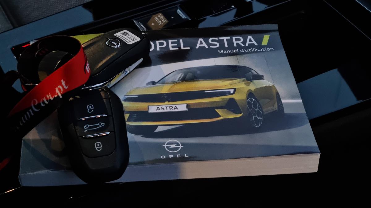 opel-astra-2022-hibrido-a-gasolina-1598cc