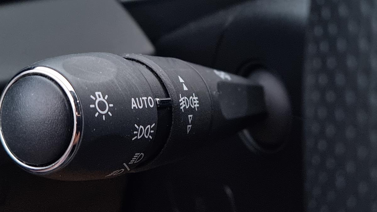 opel-astra-2022-hibrido-a-gasolina-1598cc