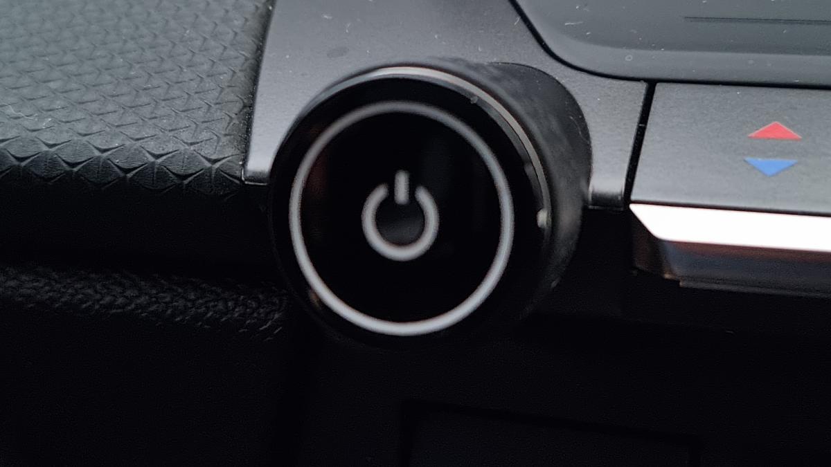 opel-astra-2022-hibrido-a-gasolina-1598cc