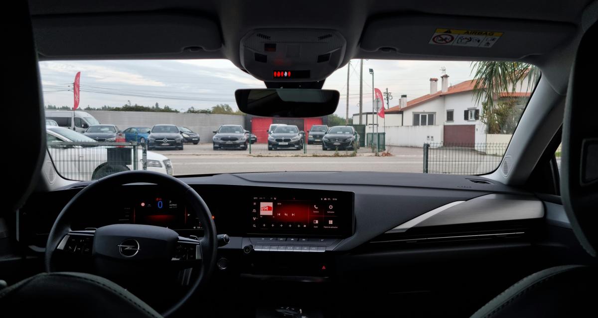 opel-astra-2022-hibrido-a-gasolina-1598cc