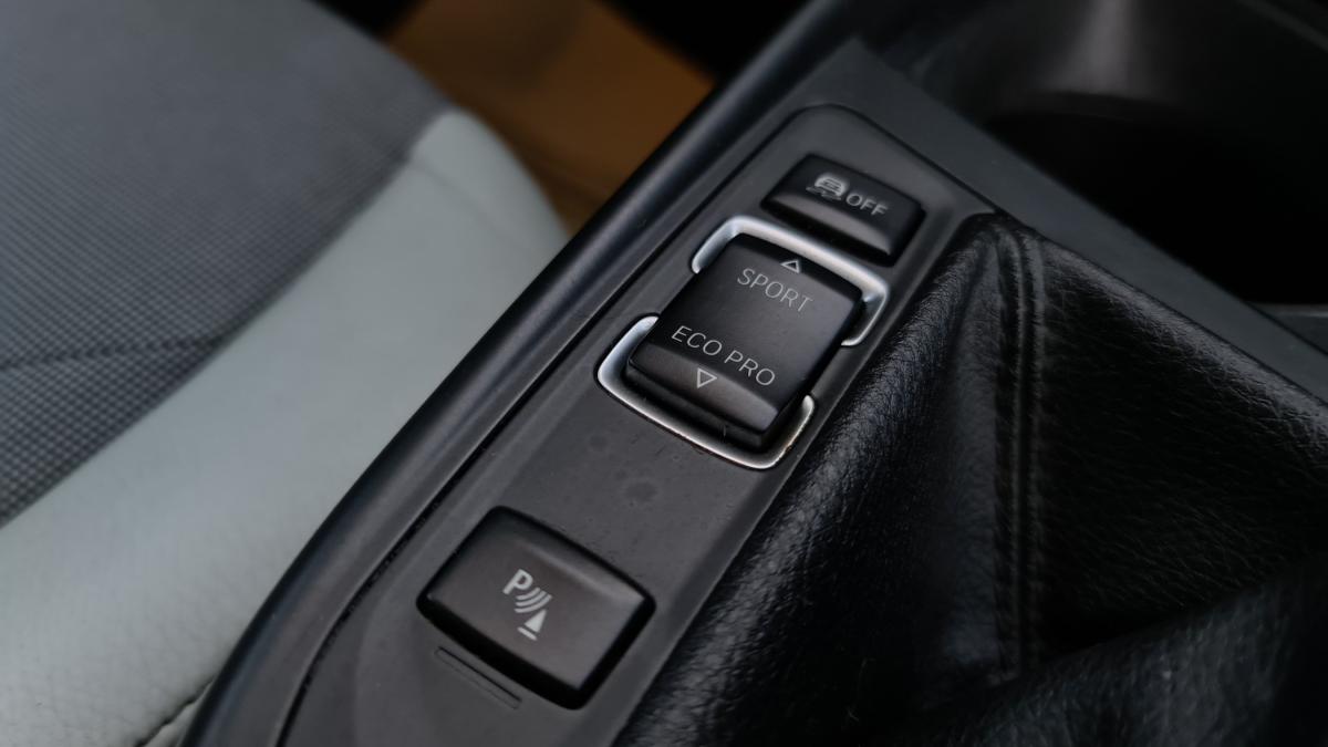 bmw-serie-1-2012-diesel-1598cc
