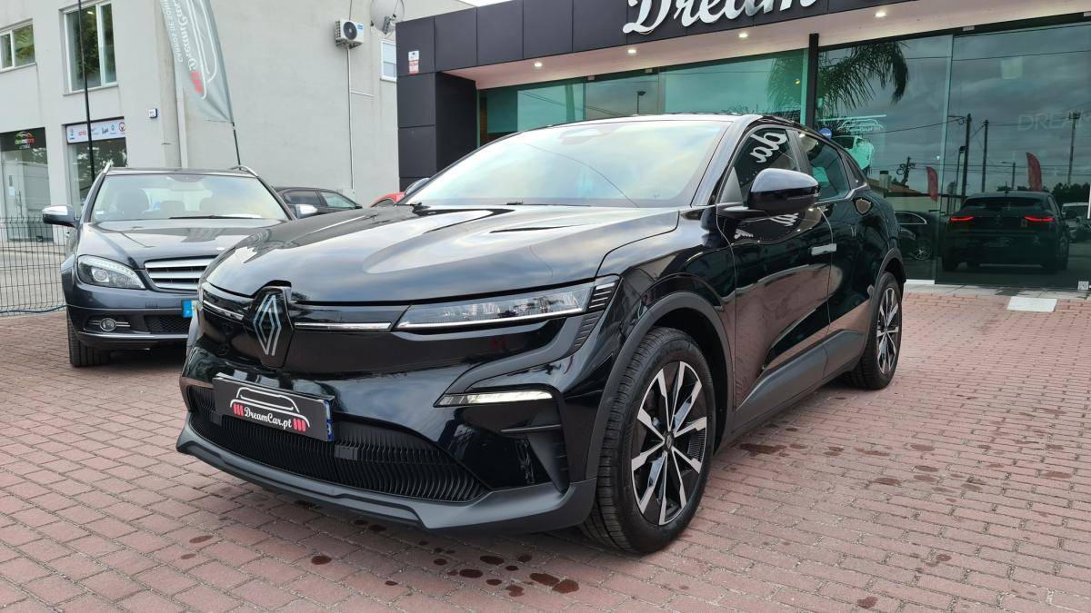 renault-megane-e-tech-2022-eletrico-0cc