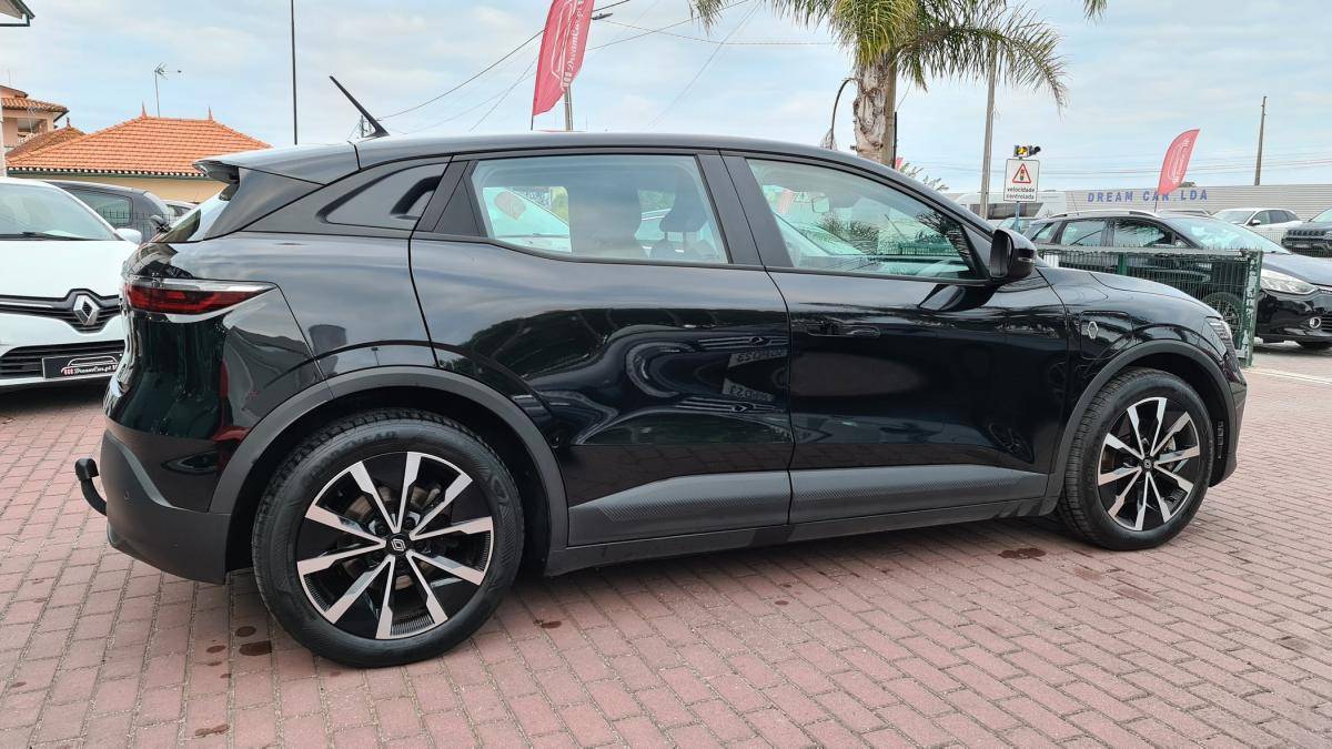 renault-megane-e-tech-2022-eletrico-0cc