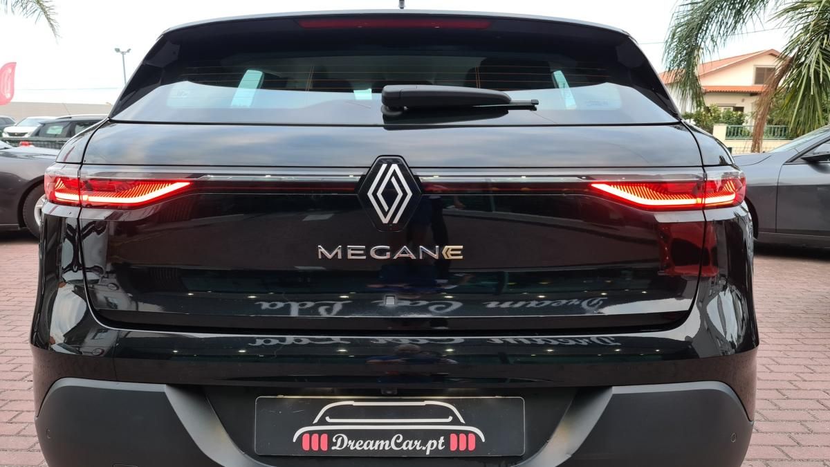 renault-megane-e-tech-2022-eletrico-0cc