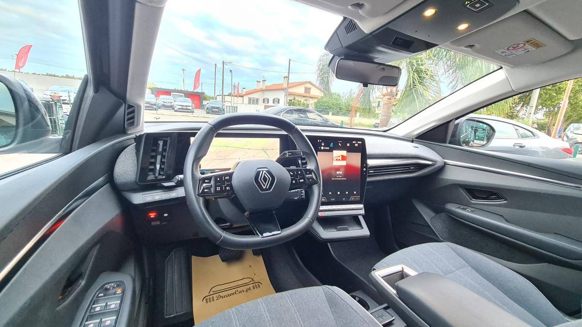 renault-megane-e-tech-2022-eletrico-0cc