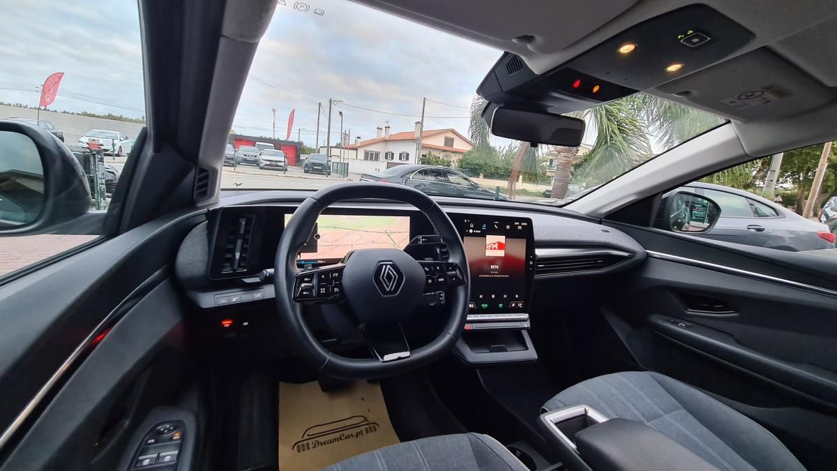renault-megane-e-tech-2022-eletrico-0cc