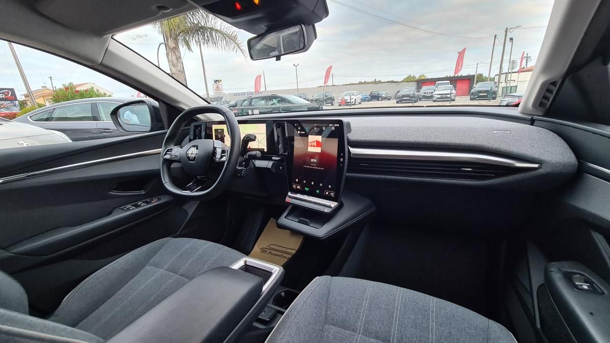 renault-megane-e-tech-2022-eletrico-0cc