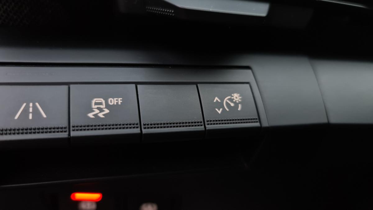 renault-megane-e-tech-2022-eletrico-0cc