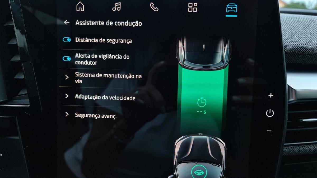 renault-megane-e-tech-2022-eletrico-0cc