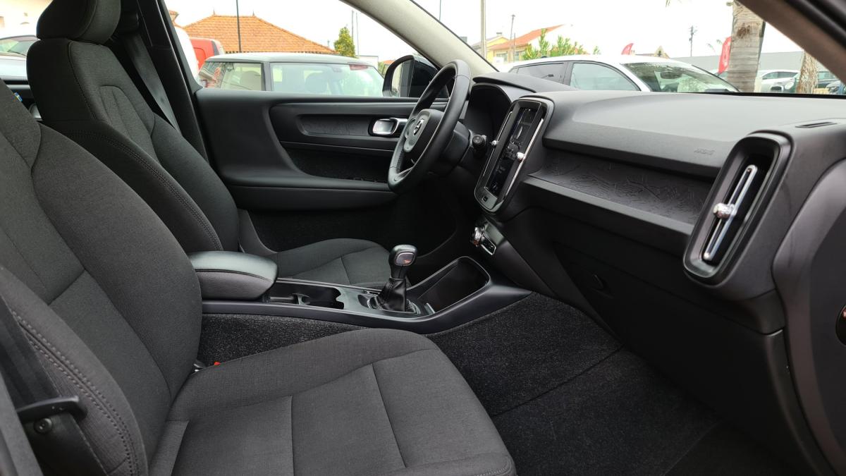 volvo-xc40-2021-gasolina-1477cc