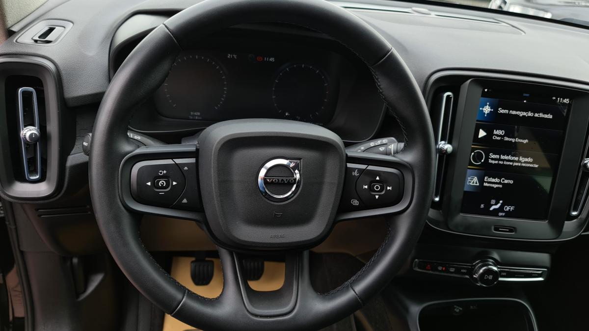 volvo-xc40-2021-gasolina-1477cc