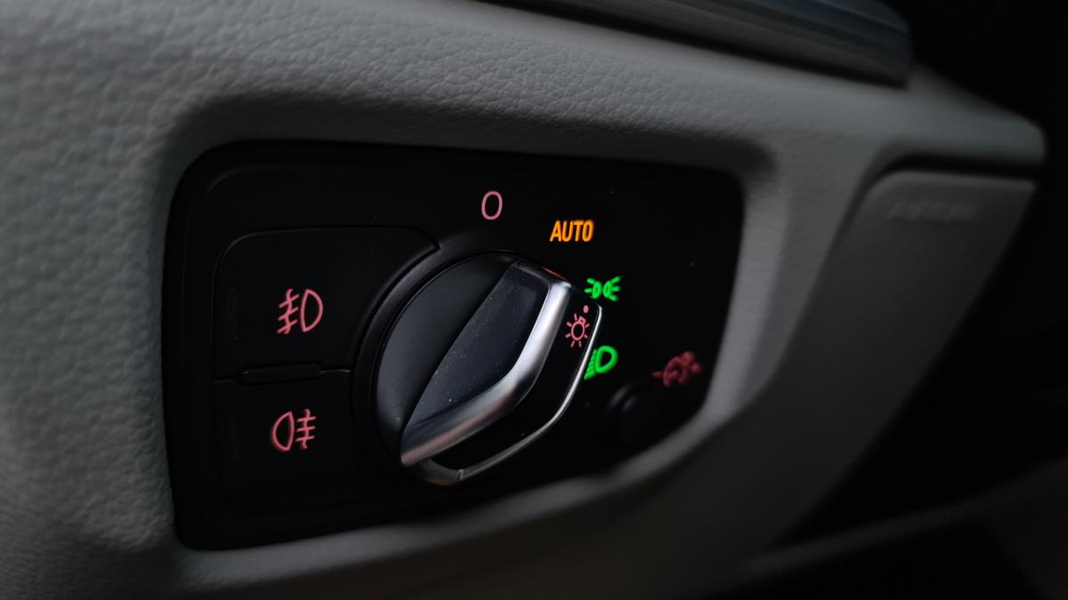audi-a3-2015-diesel-1598cc