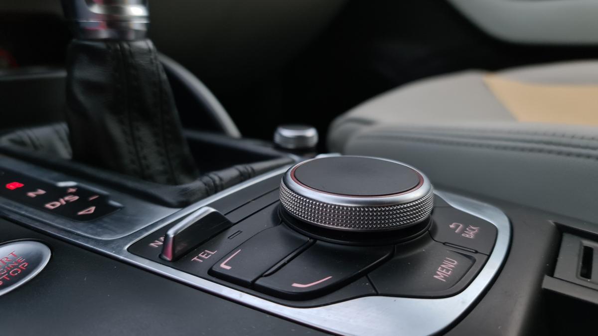 audi-a3-2015-diesel-1598cc