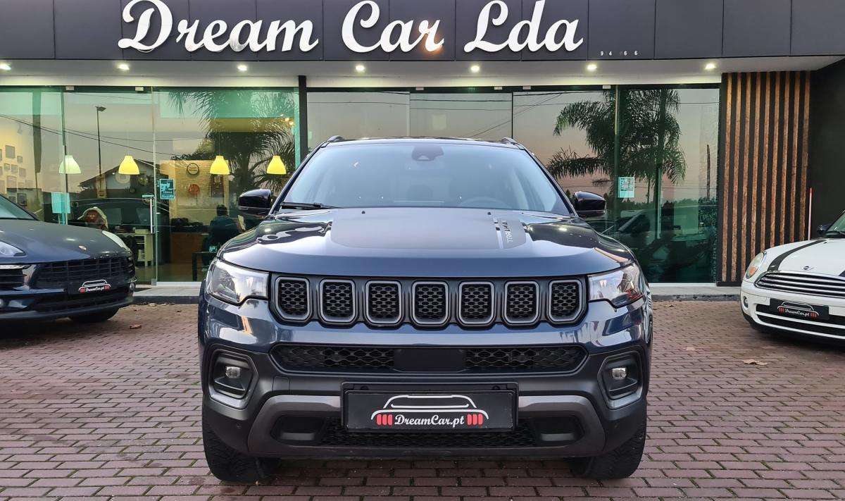 jeep-compass-2023-hibrido-a-gasolina-1332cc