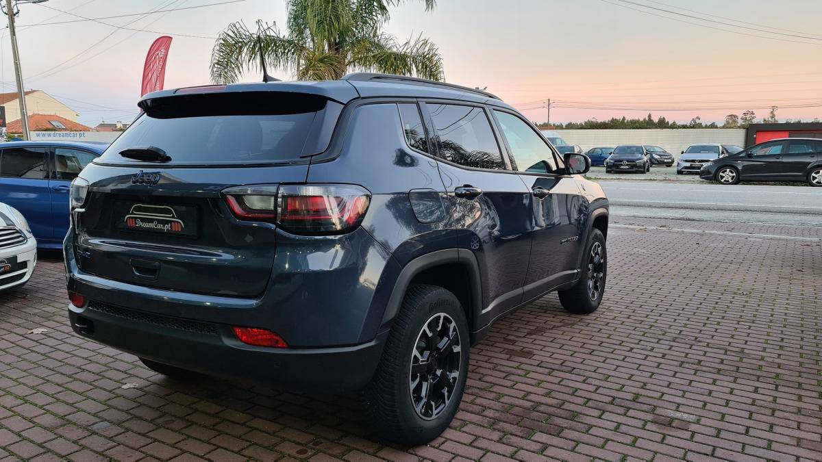 jeep-compass-2023-hibrido-a-gasolina-1332cc