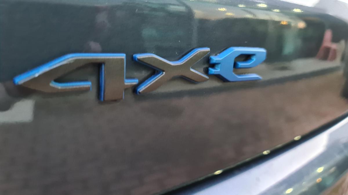 jeep-compass-2023-hibrido-a-gasolina-1332cc