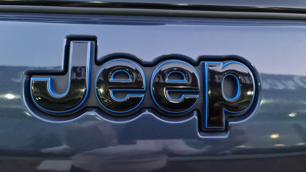 jeep-compass-2023-hibrido-a-gasolina-1332cc