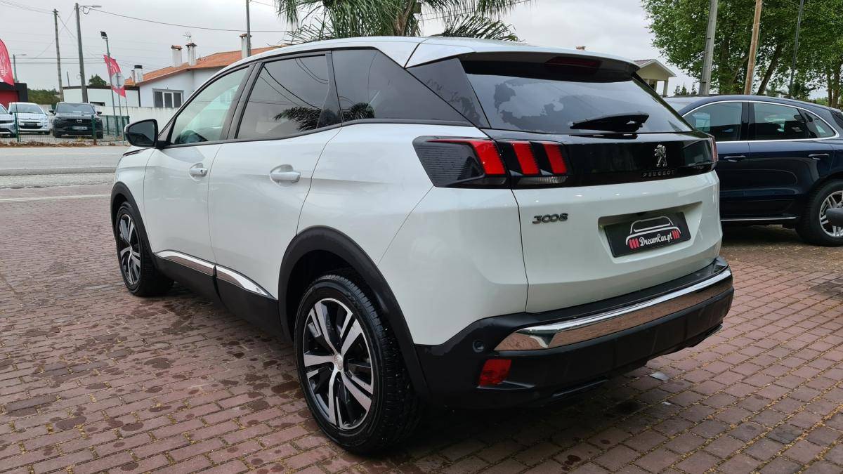 peugeot-3008-2018-diesel-1560cc