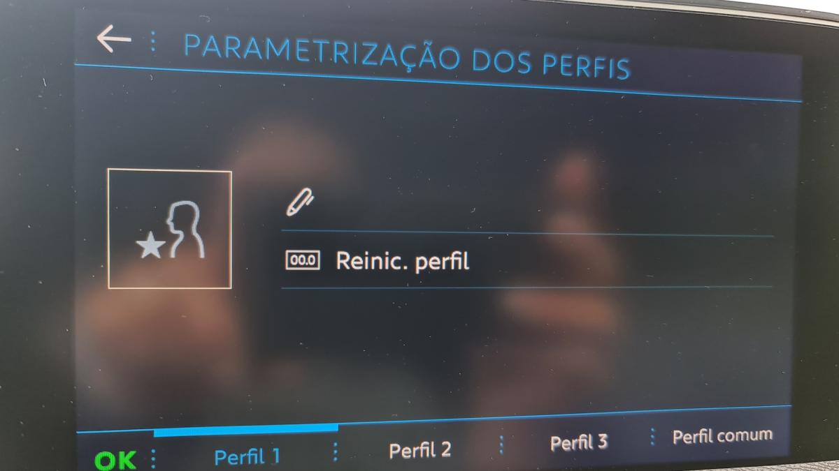 peugeot-3008-2018-diesel-1560cc