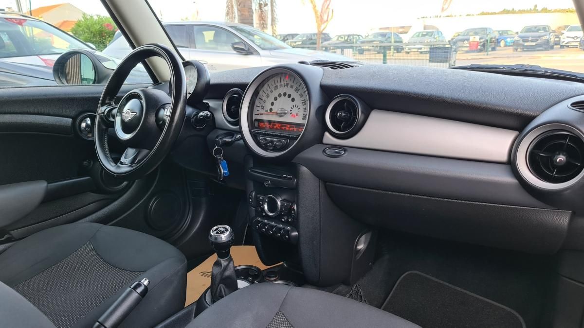mini-one-2010-diesel-1598cc