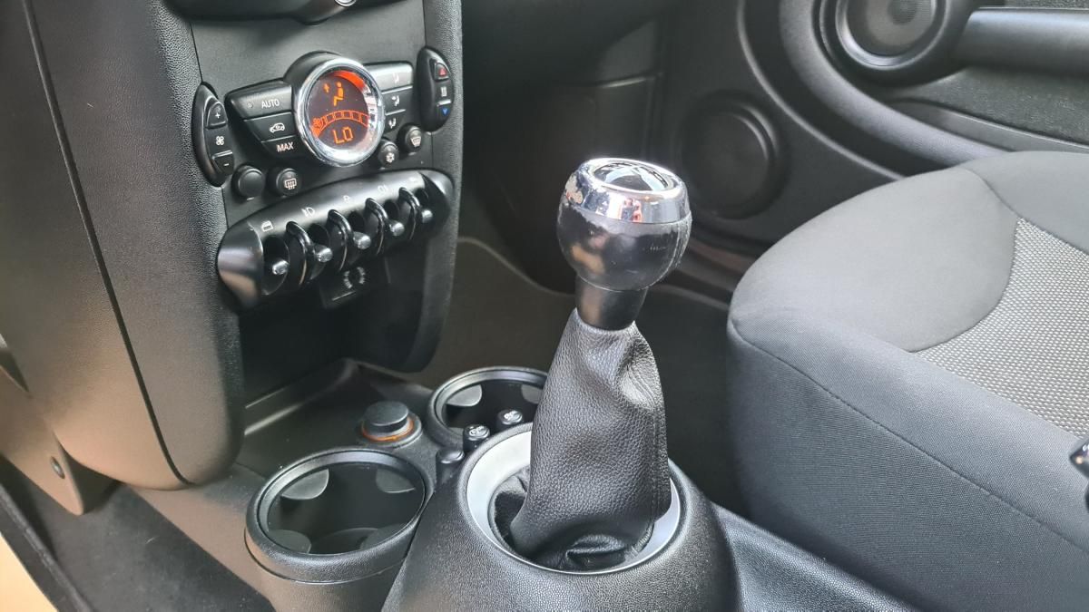 mini-one-2010-diesel-1598cc