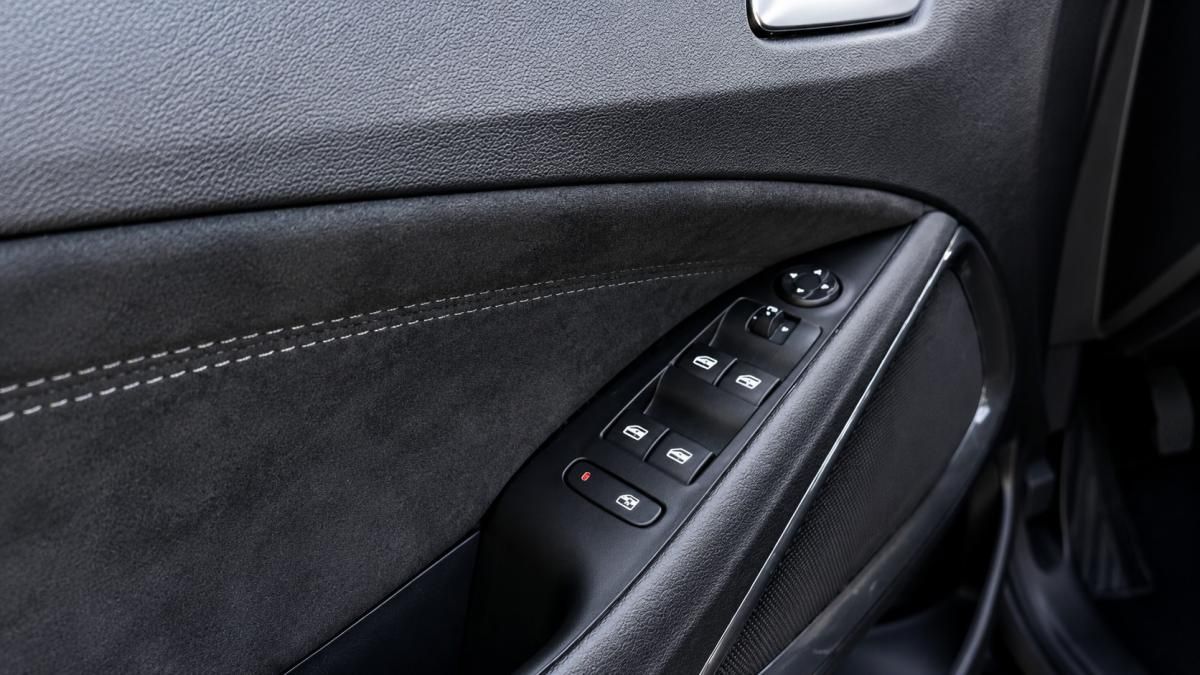 opel-crossland-2023-gasolina-1199cc