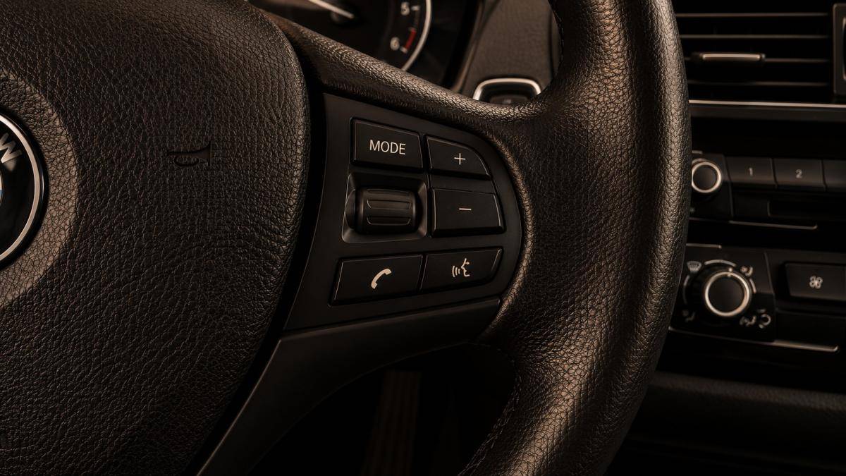 bmw-serie-1-2015-diesel-1496cc